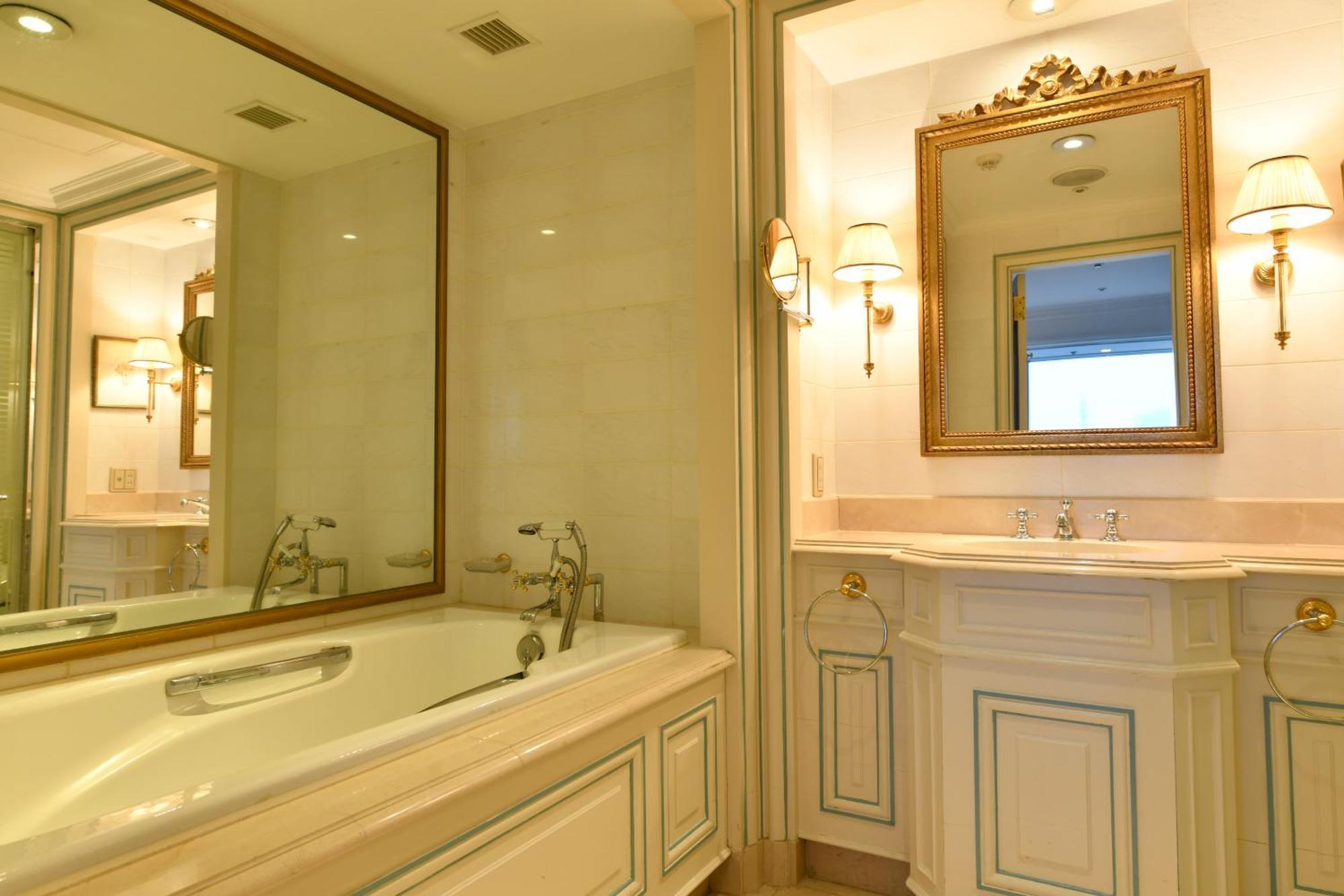 New Grand Hotel 5*
